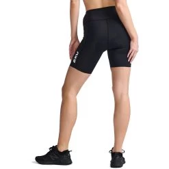 2XU Aero 7" Tri Shorts Women - Black/white 9 2XU Aero 7" Tri Shorts Women - Black/white -Aqua Fit Shop 2xu aero 7 tri shorts women black white 2 1457380