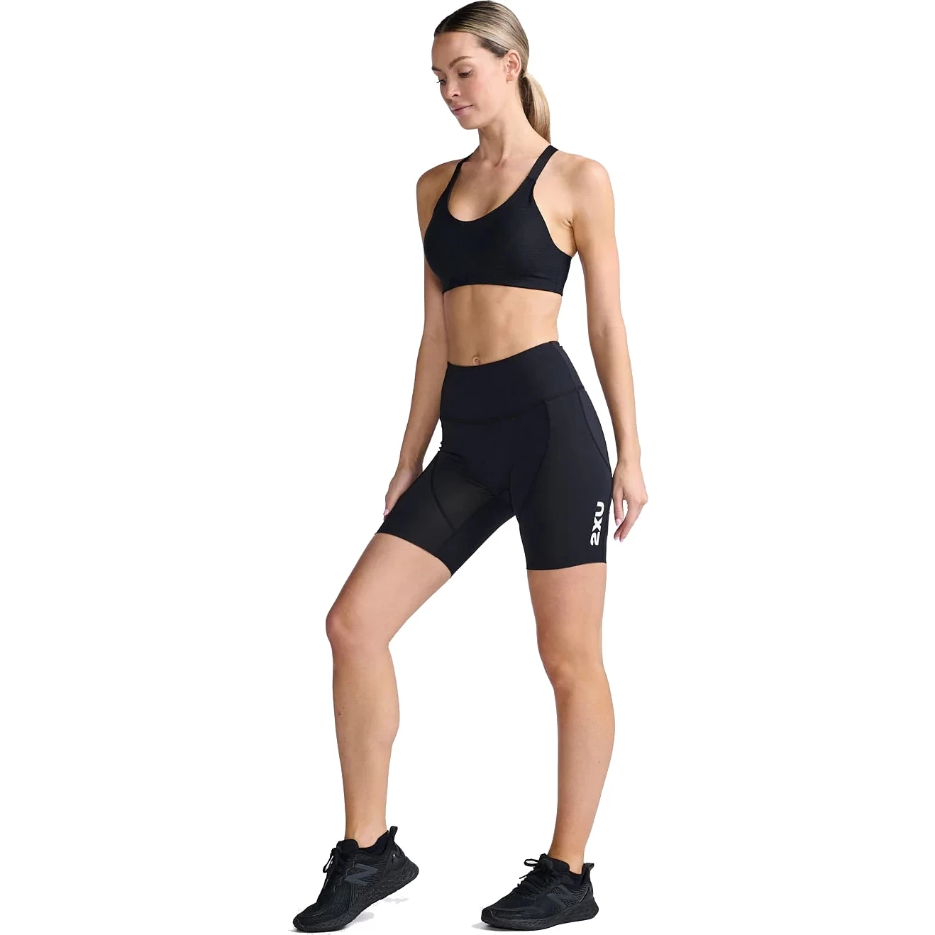2XU Aero 7" Tri Shorts Women - Black/white 6 2XU Aero 7" Tri Shorts Women - Black/white - Image 5