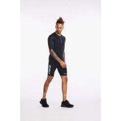 2XU Aero Tri Sleeved Top - Black/white 27 2XU Aero Tri Sleeved Top - Black/white -Aqua Fit Shop 2xu aero tri sleeved top mens black white1 1178937