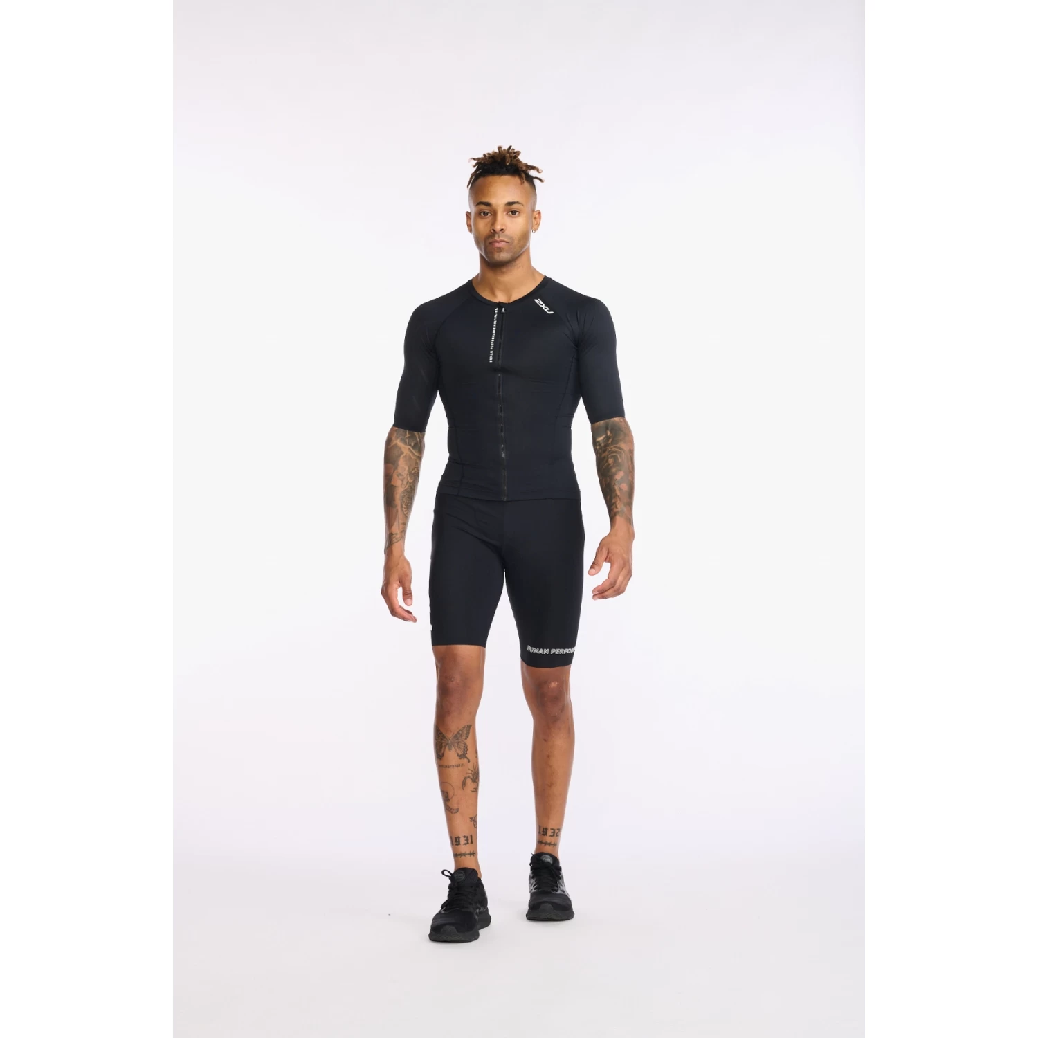 2XU Aero Tri Sleeved Top - Black/white 12 2XU Aero Tri Sleeved Top - Black/white - Image 10