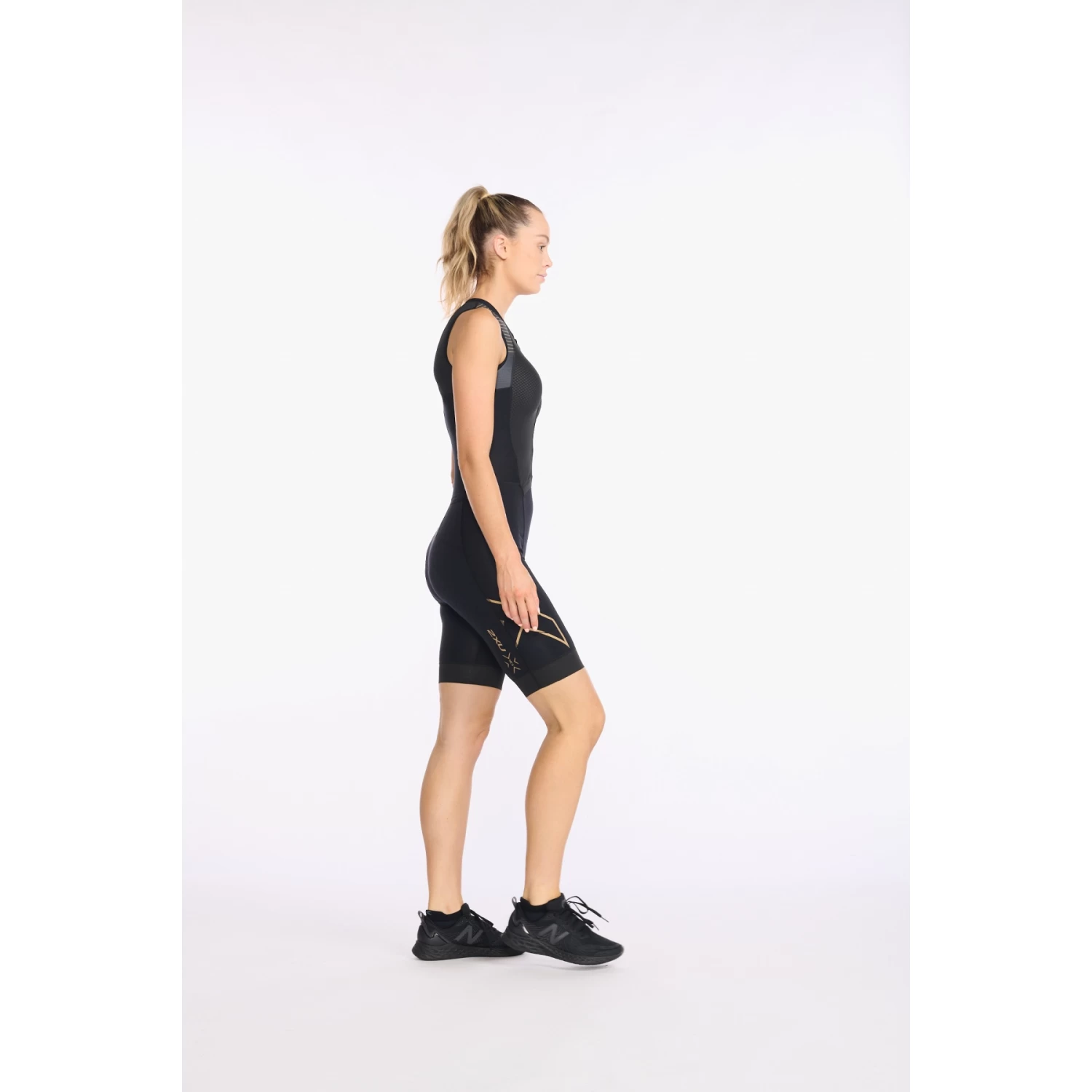 2XU Light Speed Front Zip Women's Trisuit - Black/gold 14 2XU Light Speed Front Zip Women's Trisuit - Black/gold - Image 12