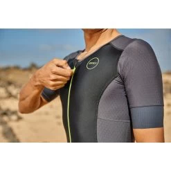 Zone3 Men's Aquaflo Plus Short Sleeve Trisuit - Black/grey/neon Green -Aqua Fit Shop 314136 07 d 649176