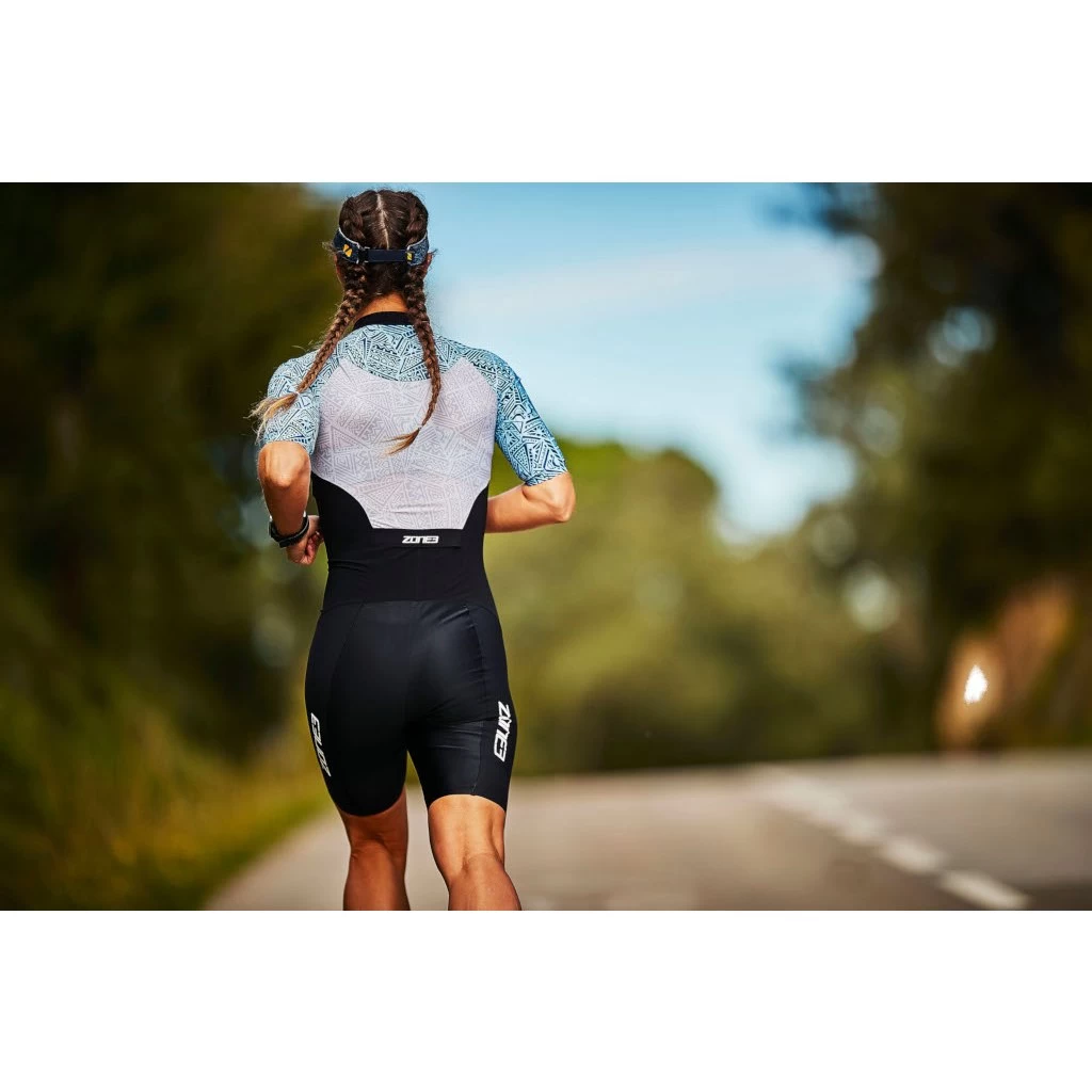 Zone3 Women's Lava Short Sleeve Trisuit - Kona Print - Black/white/blue 9 Zone3 Women's Lava Short Sleeve Trisuit - Kona Print - Black/white/blue - Image 7