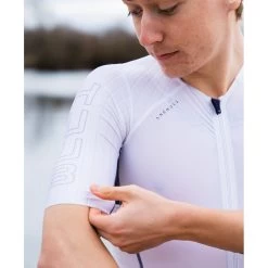 HUUB Design Anemoi 2 22PLUS Trisuit - Dark Navy/white -Aqua Fit Shop huub design anemoi 2 22plus trisuit dark navy white 24 1437424