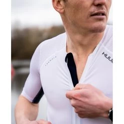 HUUB Design Anemoi 2 SUB22 Trisuit - Dark Navy/white -Aqua Fit Shop huub design anemoi 2 sub22 trisuit dark navy white 24 1437410