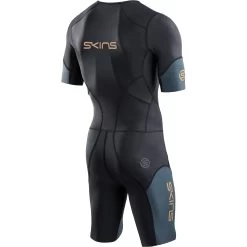 SKINS TRI Elite Short Sleeve Tri Suit - Black/Carbon 12 SKINS TRI Elite Short Sleeve Tri Suit - Black/Carbon -Aqua Fit Shop skins tri elite short sleeve tri suit black carbon 2 1392134
