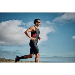 Zone3 Activate Tri Shorts - Black/red -Aqua Fit Shop zone3 activate tri shorts black red 6 1461451