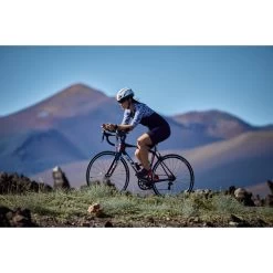 Zone3 Women's Lava Short Sleeve Aero Trisuit - White/gravel -Aqua Fit Shop zone3 women lava short sleeve aero trisuit white gravel 15 1461338