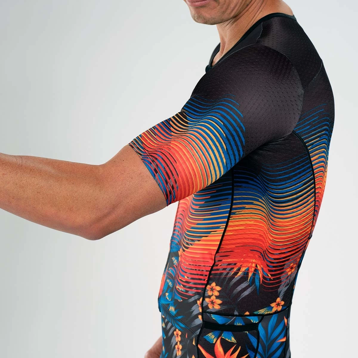 ZOOT Men's Ltd Tri Aero Full Zip Racesuit - 40 Years 8 ZOOT Men's Ltd Tri Aero Full Zip Racesuit - 40 Years - Image 6